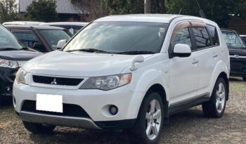 Mitsubishi Outlander full