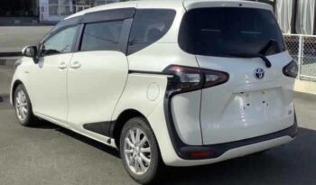 Toyota Sienta (Reserved) full