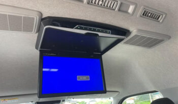 Toyota Hiace Commuter full