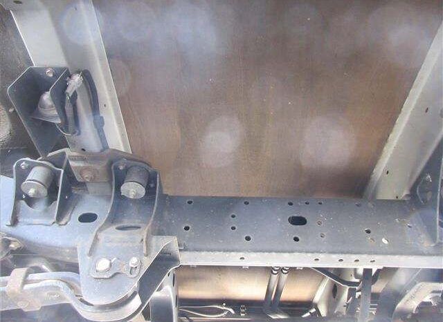 Mitsubishi Canter 4D33 (Reserved) full