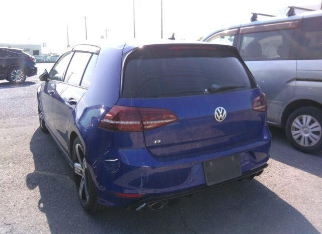 VW Golf 7 R (Reserved) full