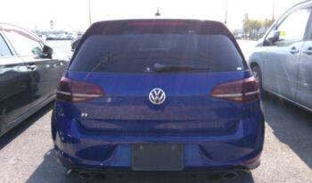VW Golf 7 R (Reserved) full