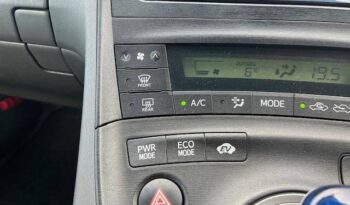 Toyota Prius (Reserved) full