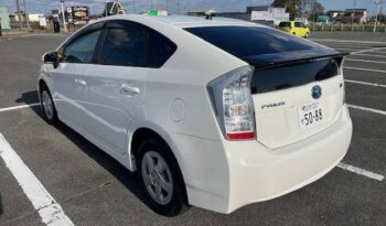 Toyota Prius (Reserved) full