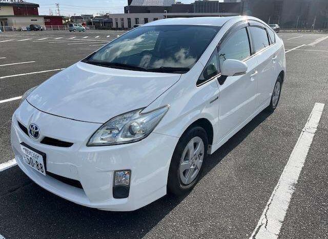 Toyota Prius (Reserved) full
