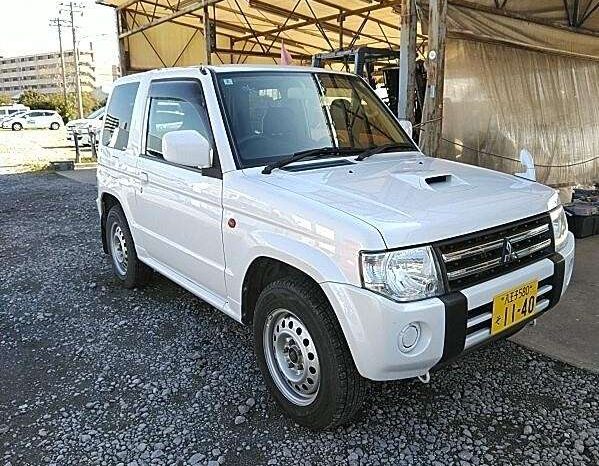 Mitsubishi Pajero Mini full
