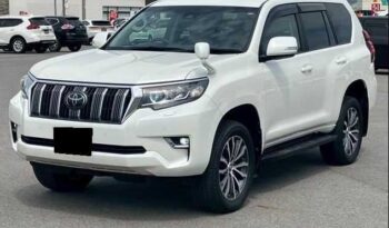 Toyota Land Cruiser Prado (Reserved) full