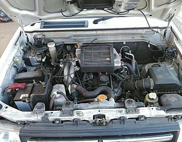 Mitsubishi Pajero Mini full