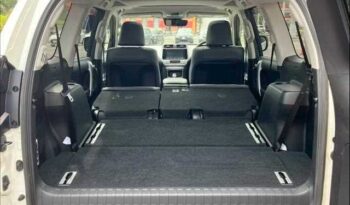 Toyota Land Cruiser Prado (Reserved) full