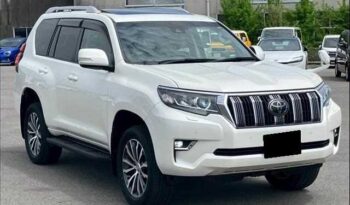 Toyota Land Cruiser Prado (Reserved) full