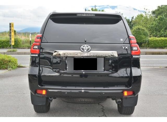 Toyota Land Cruiser Prado (Reserved) full