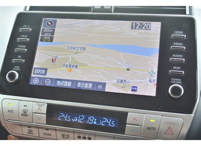 Toyota Land Cruiser Prado (Reserved) full