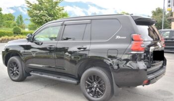 Toyota Land Cruiser Prado (Reserved) full
