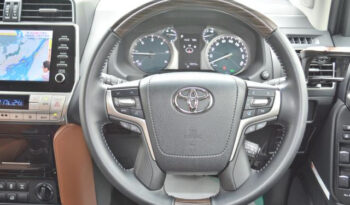 Toyota Land Cruiser Prado (Reserved) full