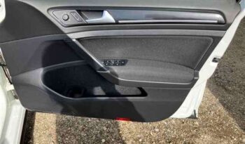 Volkswagen Golf 7 GTI full