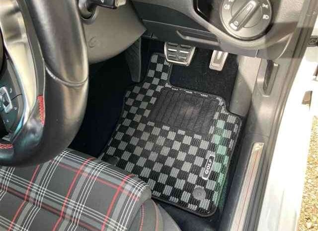 Volkswagen Golf 7 GTI full