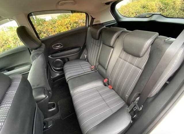 Honda Vezel (Reserved) full