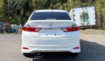 Honda Grace full