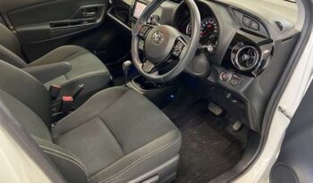Toyota Vitz full
