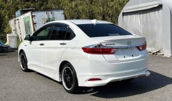 Honda Grace full