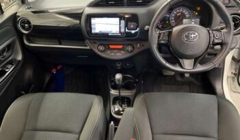 Toyota Vitz full