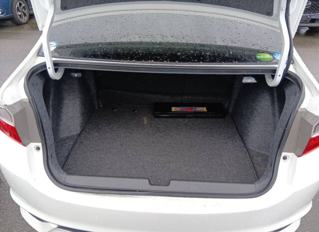 Honda Grace (Ex Sensing) full