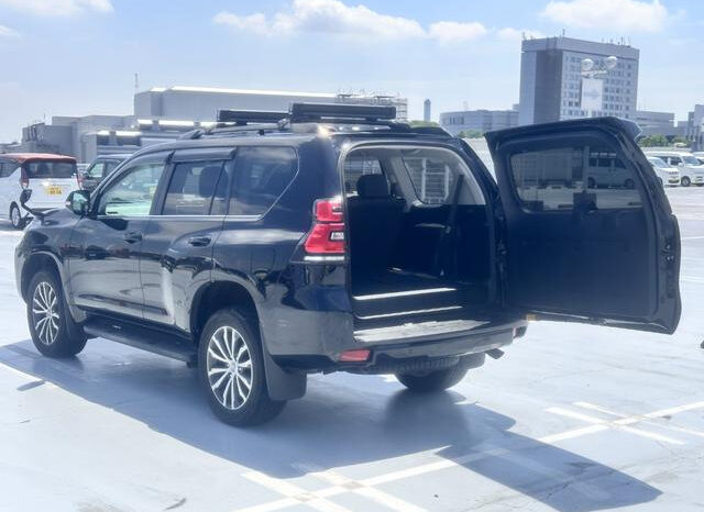 Toyota Land Cruiser Prado full
