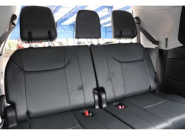 Lexus LX570 (Reserved) full