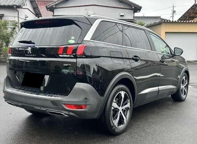 Peugeot 5008 (Reserved) full