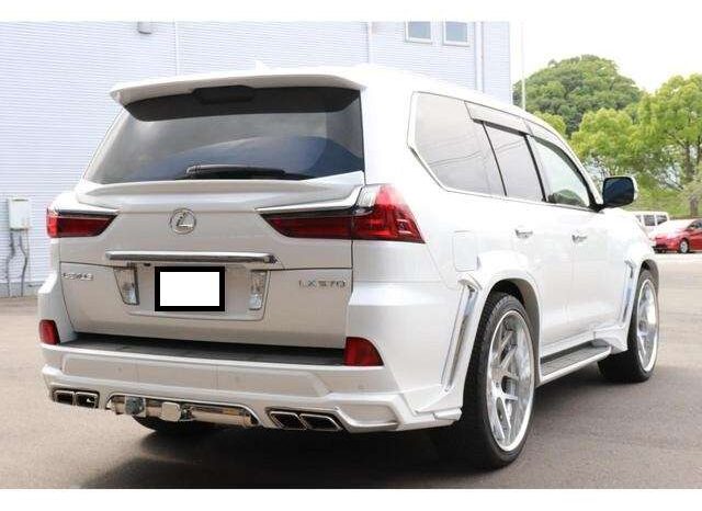 Lexus LX570 (Reserved) full