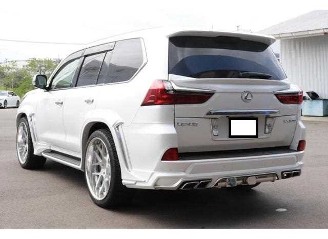 Lexus LX570 (Reserved) full