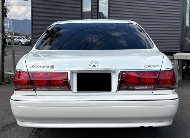 Toyota Crown Athlete  (Reserved) full