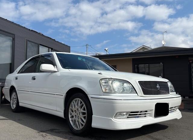 Toyota Crown Athlete  (Reserved) full