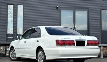 Toyota Crown Athlete  (Reserved) full