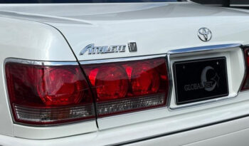 Toyota Crown Athlete  (Reserved) full
