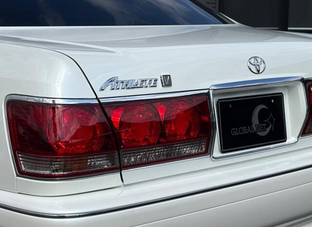 Toyota Crown Athlete  (Reserved) full