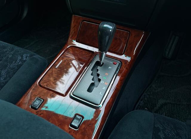 Toyota Crown Athlete  (Reserved) full
