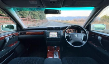 Toyota Crown Athlete  (Reserved) full