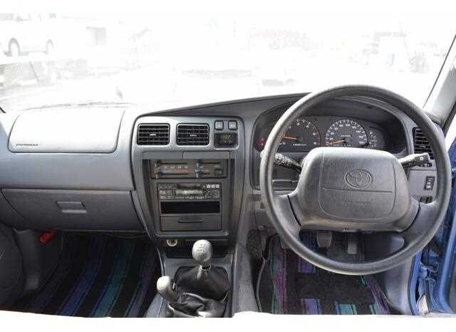 Toyota Hilux Surf (Reserved) full