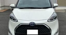 Toyota Sienta Hybrid