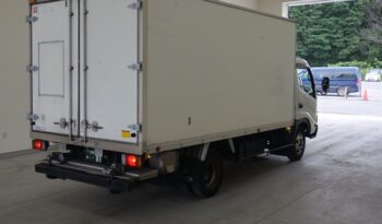 Toyota Dyna Refrigerator Truck (Reserved) full