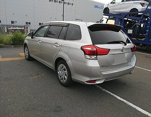 Toyota Corolla Fielder  (Reserved) full