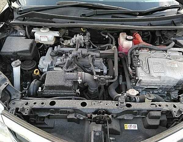 Toyota Corolla Fielder (Reserved) full