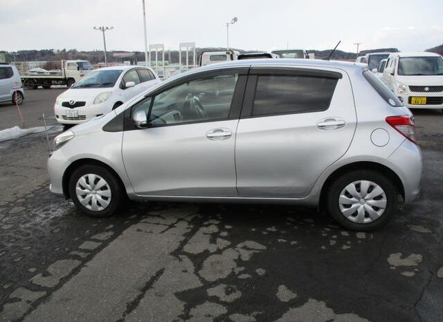 Toyota Vitz (Reserved) full