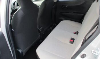 Toyota Vitz (Reserved) full