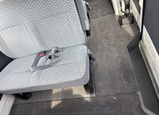 Toyota Hiace Van (Reserved) full