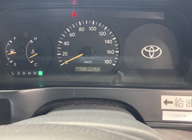 Toyota Hiace Van (Reserved) full