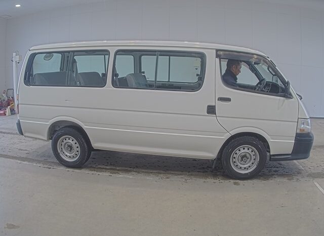 Toyota Hiace Van (Reserved) full