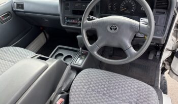 Toyota Hiace Van (Reserved) full