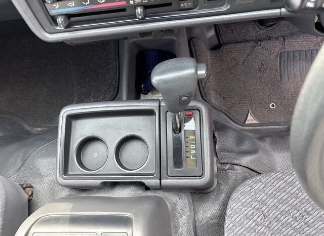 Toyota Hiace Van (Reserved) full